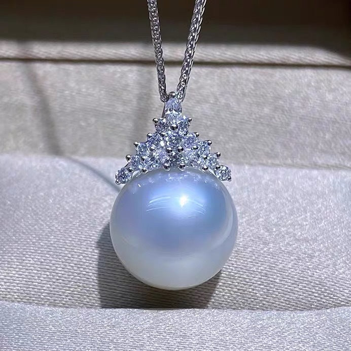 Natural Freshwater Pearl Pendant
