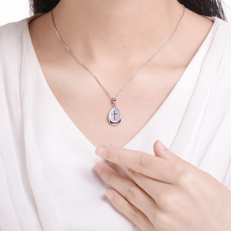 925 Sterling Silver Teardrop Cross Necklace